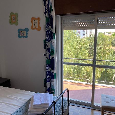 Family Apartment Lisbon-Estoril Esterno foto