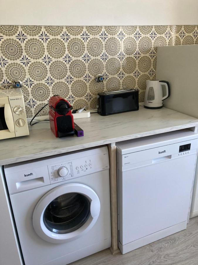 Family Apartment Lisbon-Estoril Esterno foto